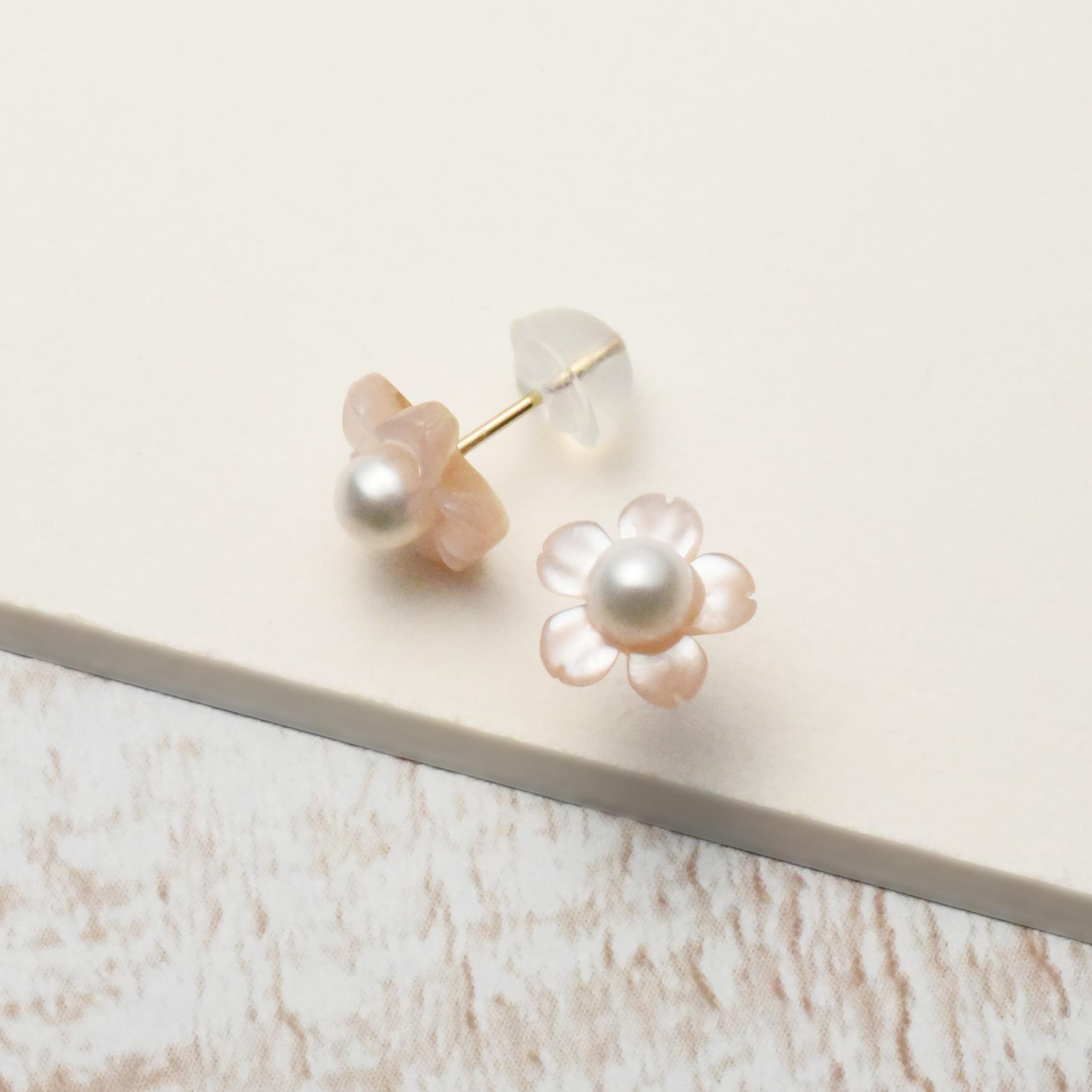K10YG桜シェル×淡水ベビーパール スタッドピアス ピンク