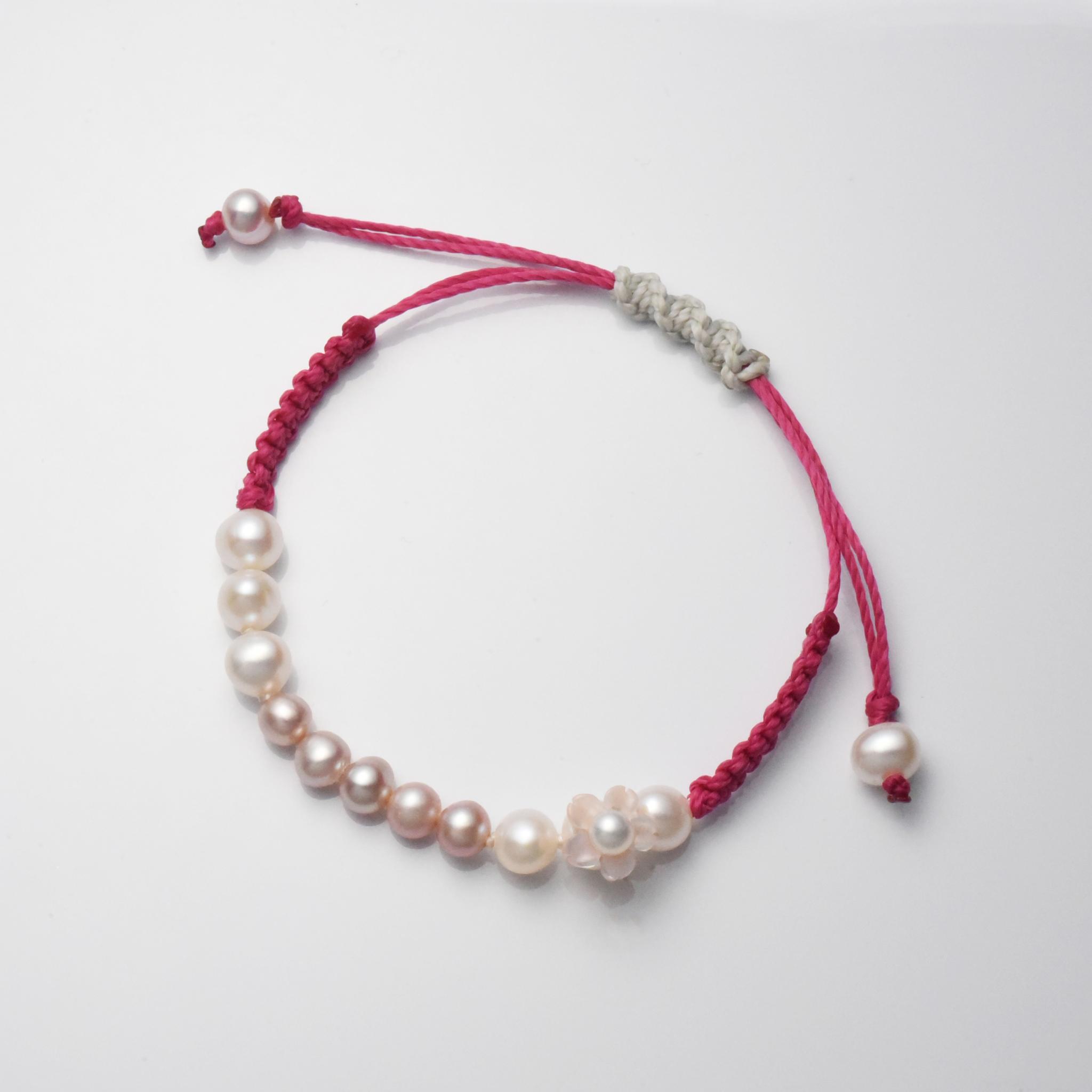 淡水パール ピンク×ホワイト 桜 マクラメブレスレット マゼンタ | 3枚目
