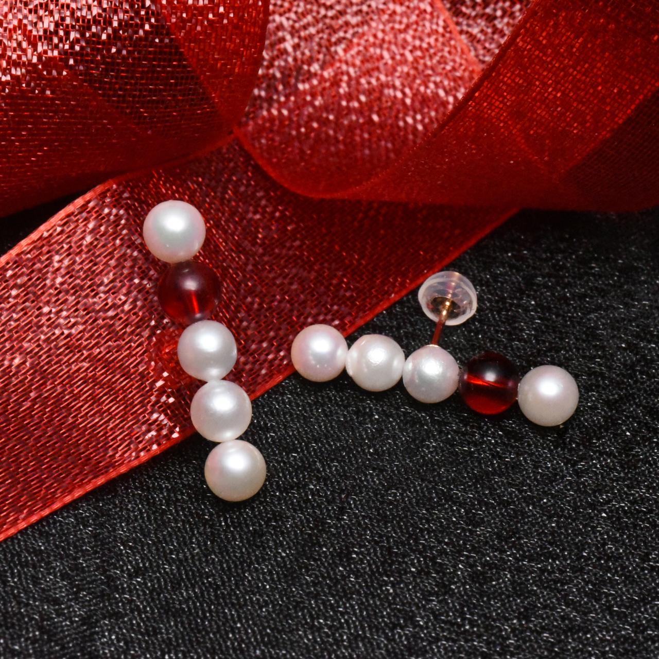 K18PGあこや真珠×アンバー5-5.5mm サンク・バーデザインピアス (レッド・ペア) | 3枚目