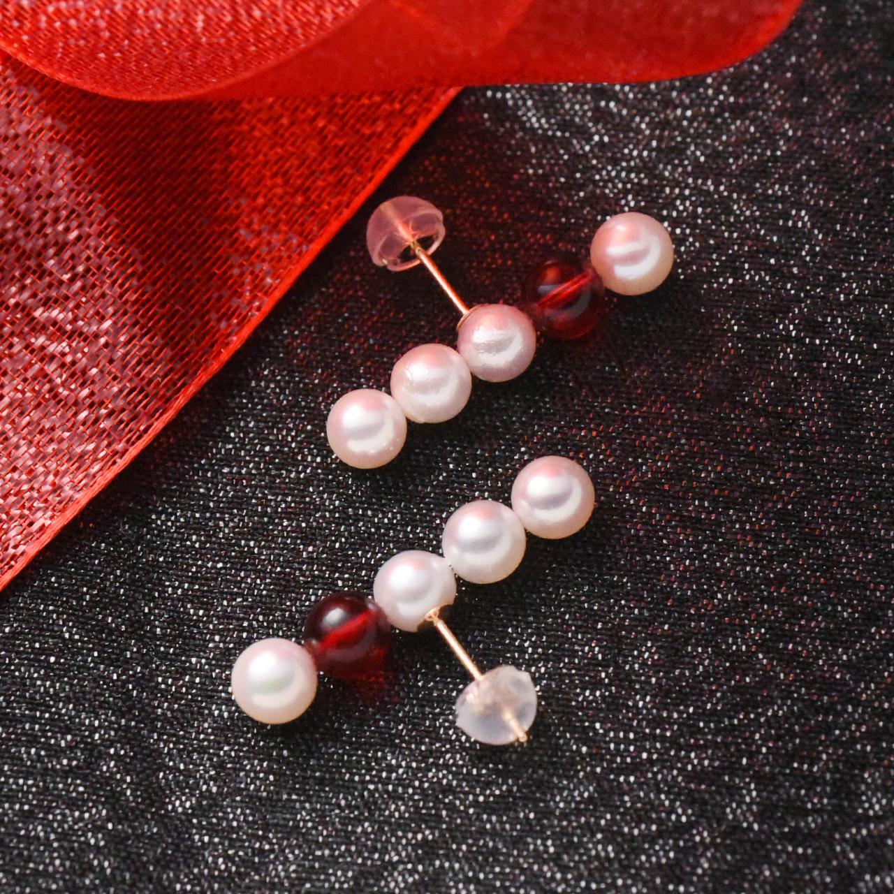 K18PGあこや真珠×アンバー5-5.5mm サンク・バーデザインピアス (レッド・ペア) | 4枚目